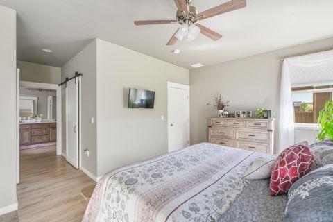Tiny photo for 2944 SE Triangle Outfit Drive, Prineville, OR 97754 (MLS # 220210212)