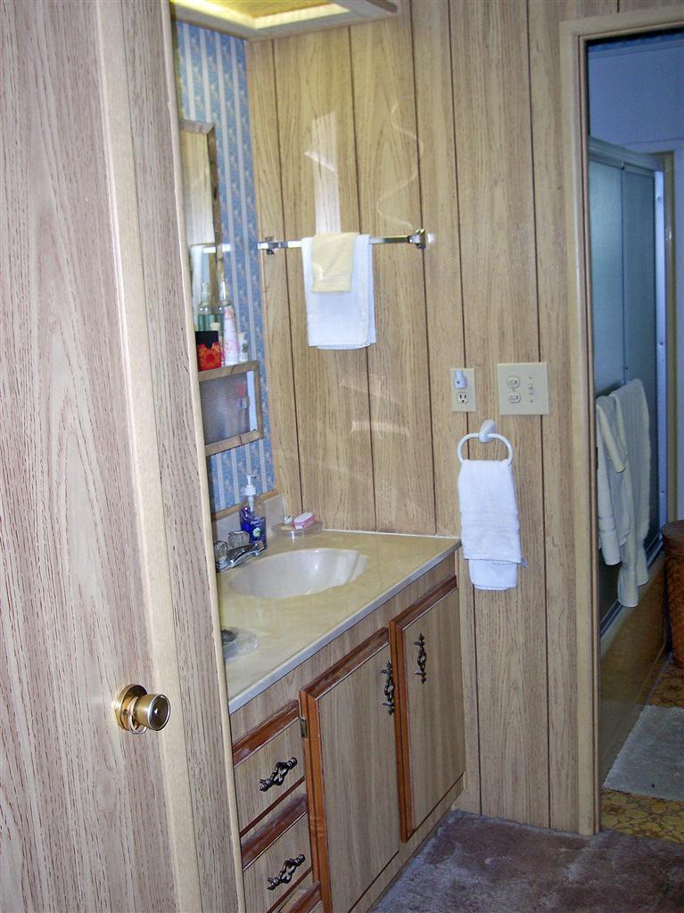 Rogue Lea Estates - Residential