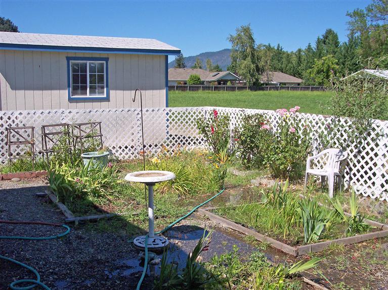 Rogue Lea Estates - Residential