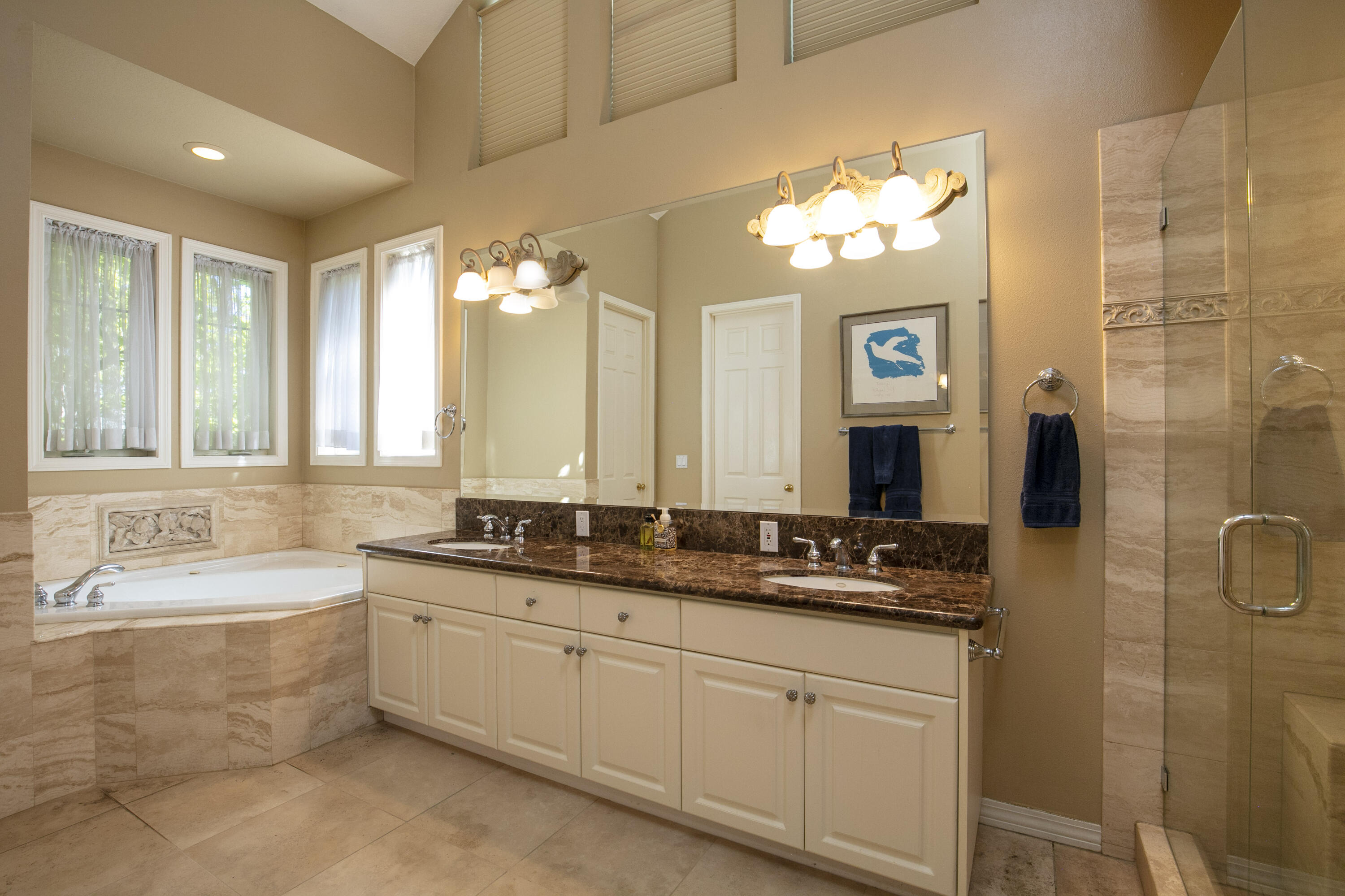 Broken Top - Residential