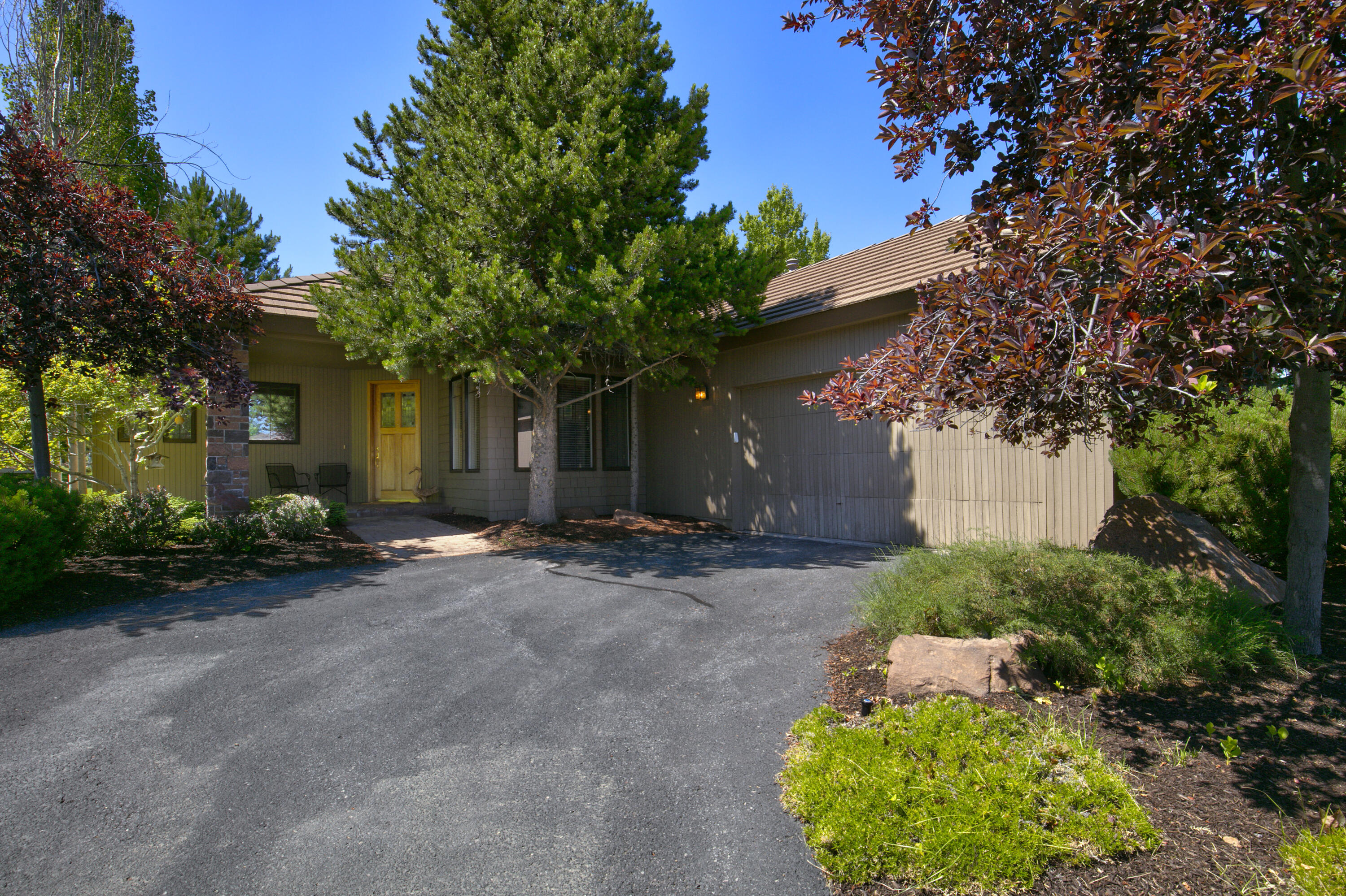 Broken Top - Residential