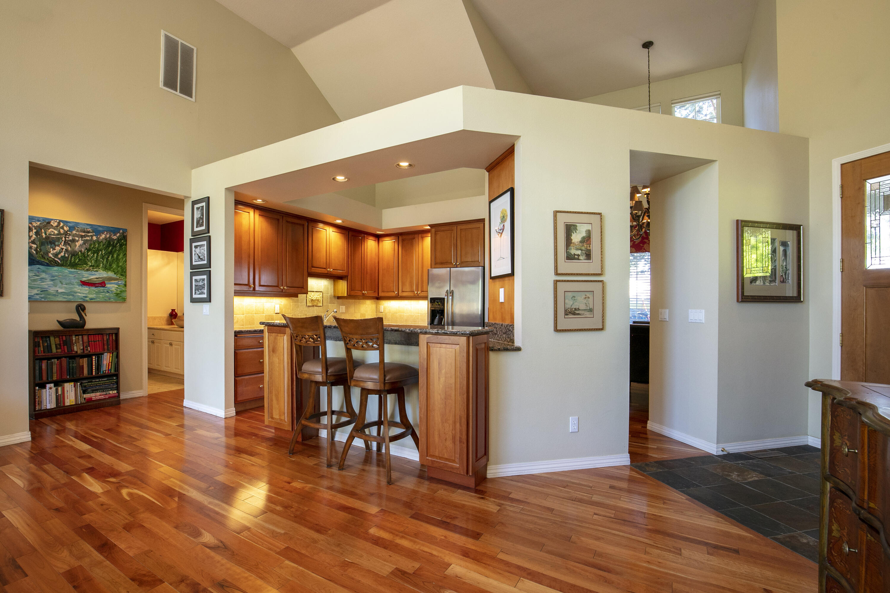 Broken Top - Residential