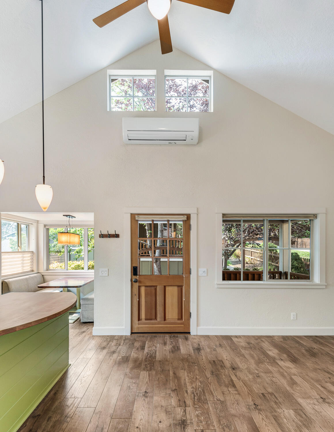 1940 NW Monterey Pines Drive UNIT 8