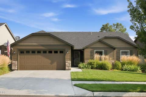 Photo of 2447 NW Greenwood Avenue, Redmond, OR 97756 (MLS # 220227259)