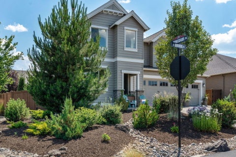 Tiny photo for 20867 SE Sunniberg Lane, Bend, OR 97702 (MLS # 220225382)