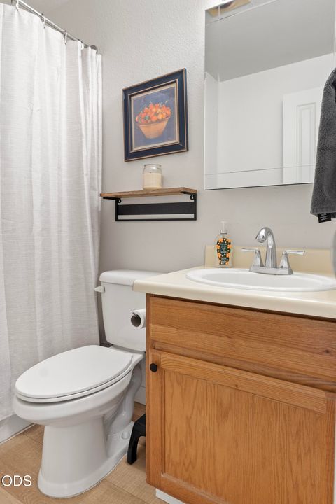 Tiny photo for 1831 SW 31st Street, Redmond, OR 97756 (MLS # 220224411)