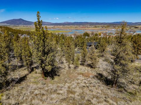 Tiny photo for NW Crescent Rim Place #Lot 8, Prineville, OR 97754 (MLS # 220217710)