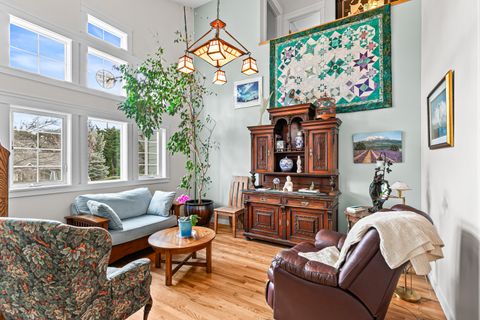 Tiny photo for 1120 Barrington Circle, Ashland, OR 97520 (MLS # 220217237)