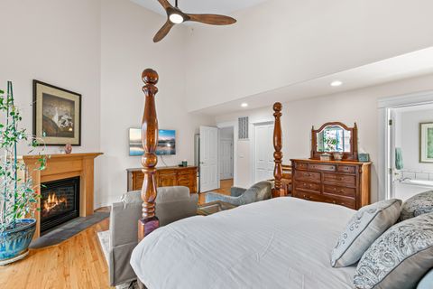 Tiny photo for 1120 Barrington Circle, Ashland, OR 97520 (MLS # 220217237)