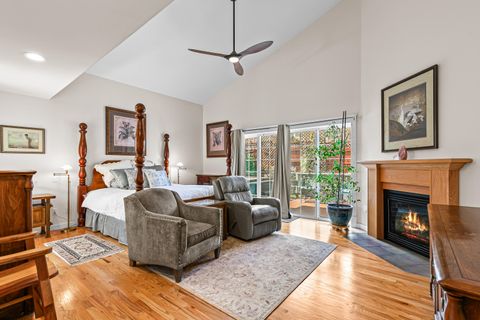 Tiny photo for 1120 Barrington Circle, Ashland, OR 97520 (MLS # 220217237)