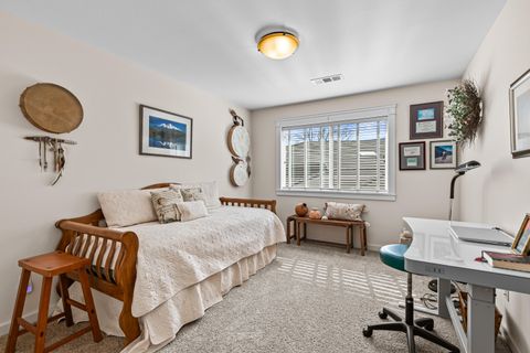 Tiny photo for 1120 Barrington Circle, Ashland, OR 97520 (MLS # 220217237)