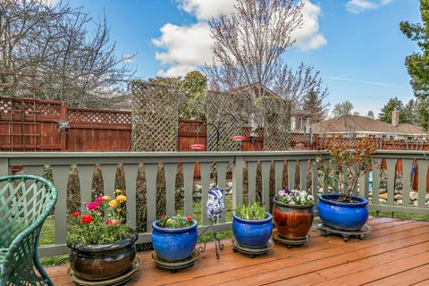 Tiny photo for 1120 Barrington Circle, Ashland, OR 97520 (MLS # 220217237)