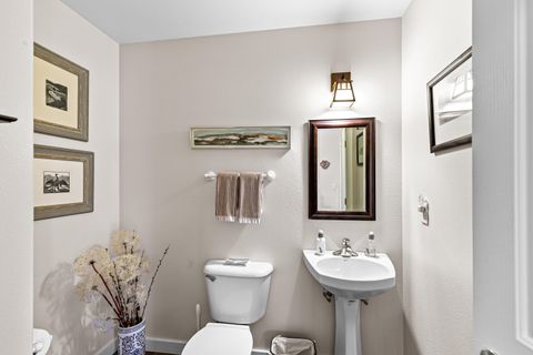 Tiny photo for 1120 Barrington Circle, Ashland, OR 97520 (MLS # 220217237)