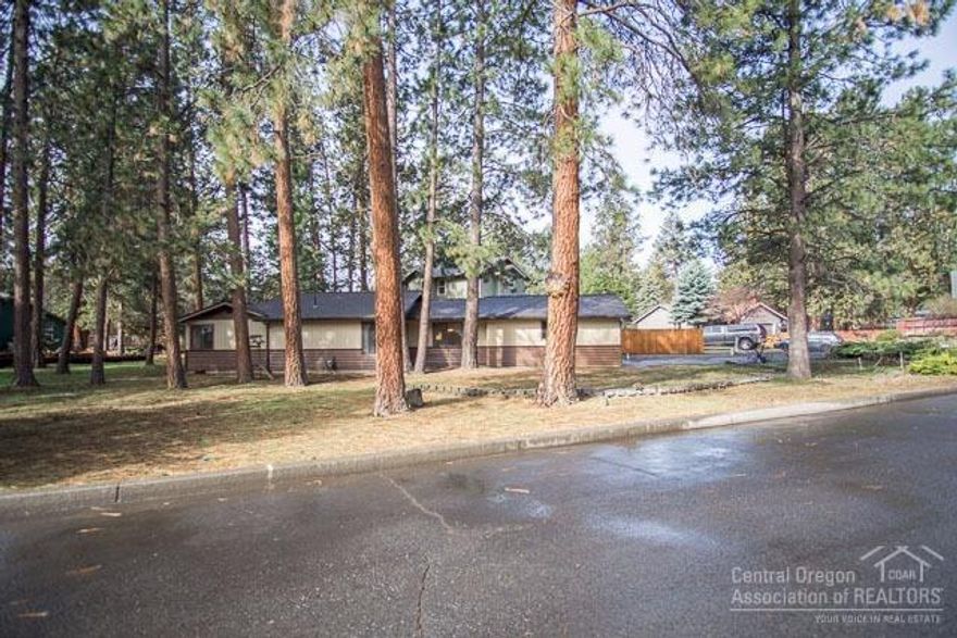 This single level home is located on a large .3 acre lot, in a quiet neighborhood in popular SW Bend! This is the original builder's custom home and boasts new exterior paint, new carpet in the living and dining rooms, a new roof in 2010 and new kitchen countertops. There is natural gas to the home with a fireplace in the living room is gas. With room to store your RV, plus a large two car garage, you won't want to miss this home.