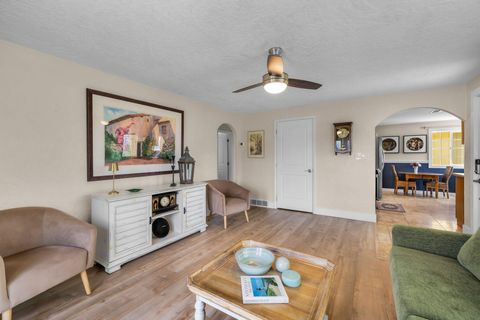 Tiny photo for 21298 SW Young Avenue, Bend, OR 97703 (MLS # 220221316)