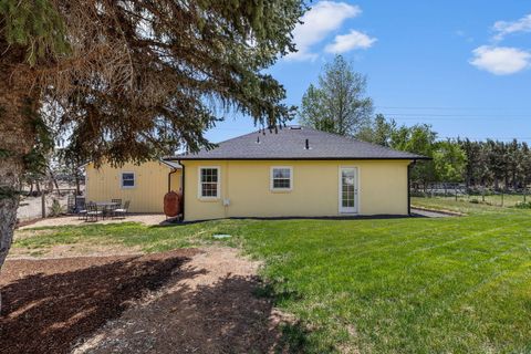 Tiny photo for 21298 SW Young Avenue, Bend, OR 97703 (MLS # 220221316)