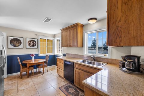 Tiny photo for 21298 SW Young Avenue, Bend, OR 97703 (MLS # 220221316)