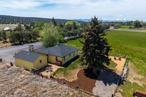 Tiny photo for 21298 SW Young Avenue, Bend, OR 97703 (MLS # 220221316)