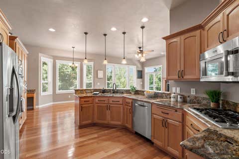 Tiny photo for 4643 Hathaway Drive, Medford, OR 97504 (MLS # 220223724)