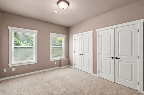 Tiny photo for 4643 Hathaway Drive, Medford, OR 97504 (MLS # 220223724)