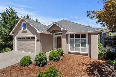 Tiny photo for 4643 Hathaway Drive, Medford, OR 97504 (MLS # 220223724)