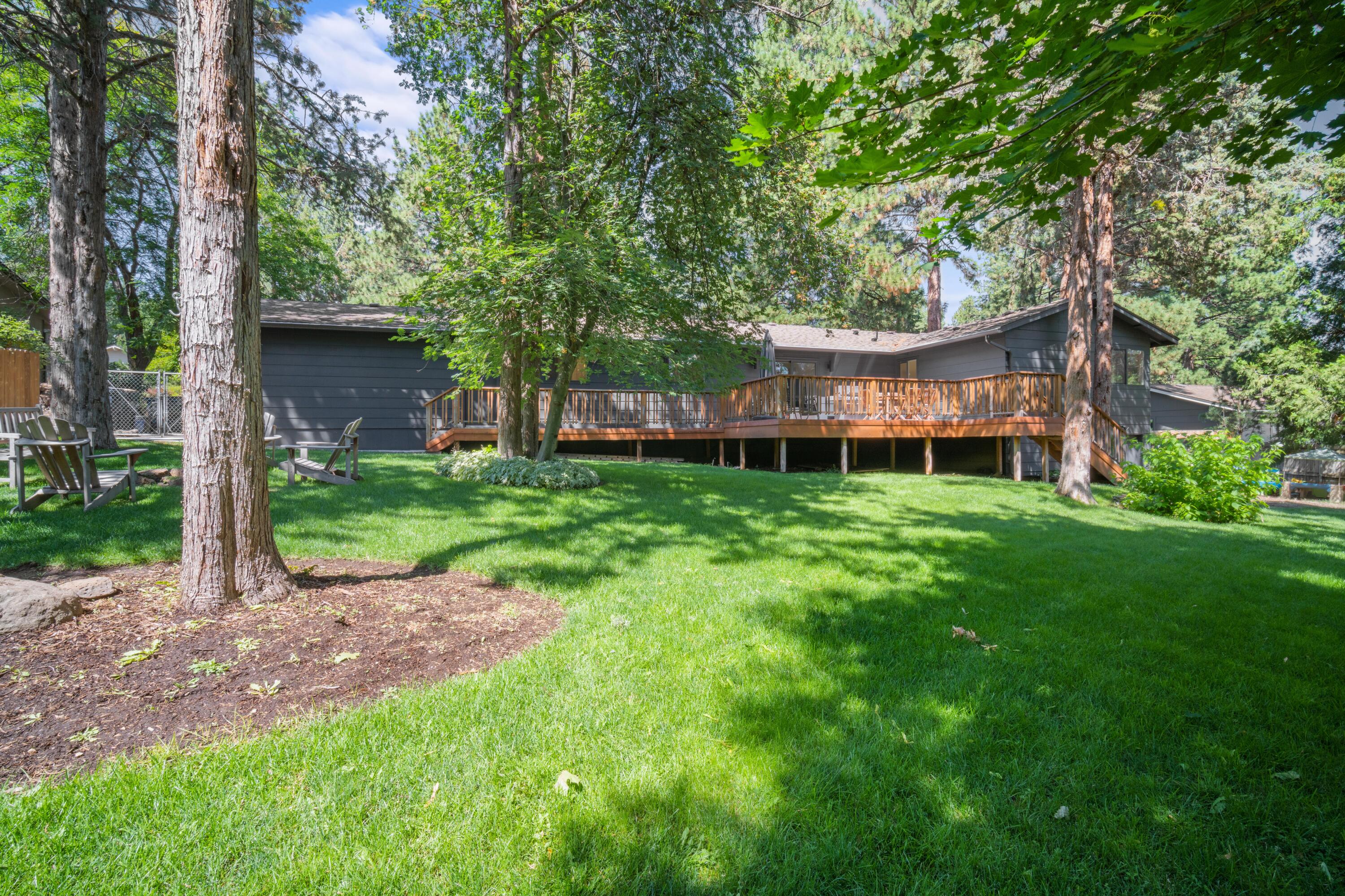 Pine West - Residential