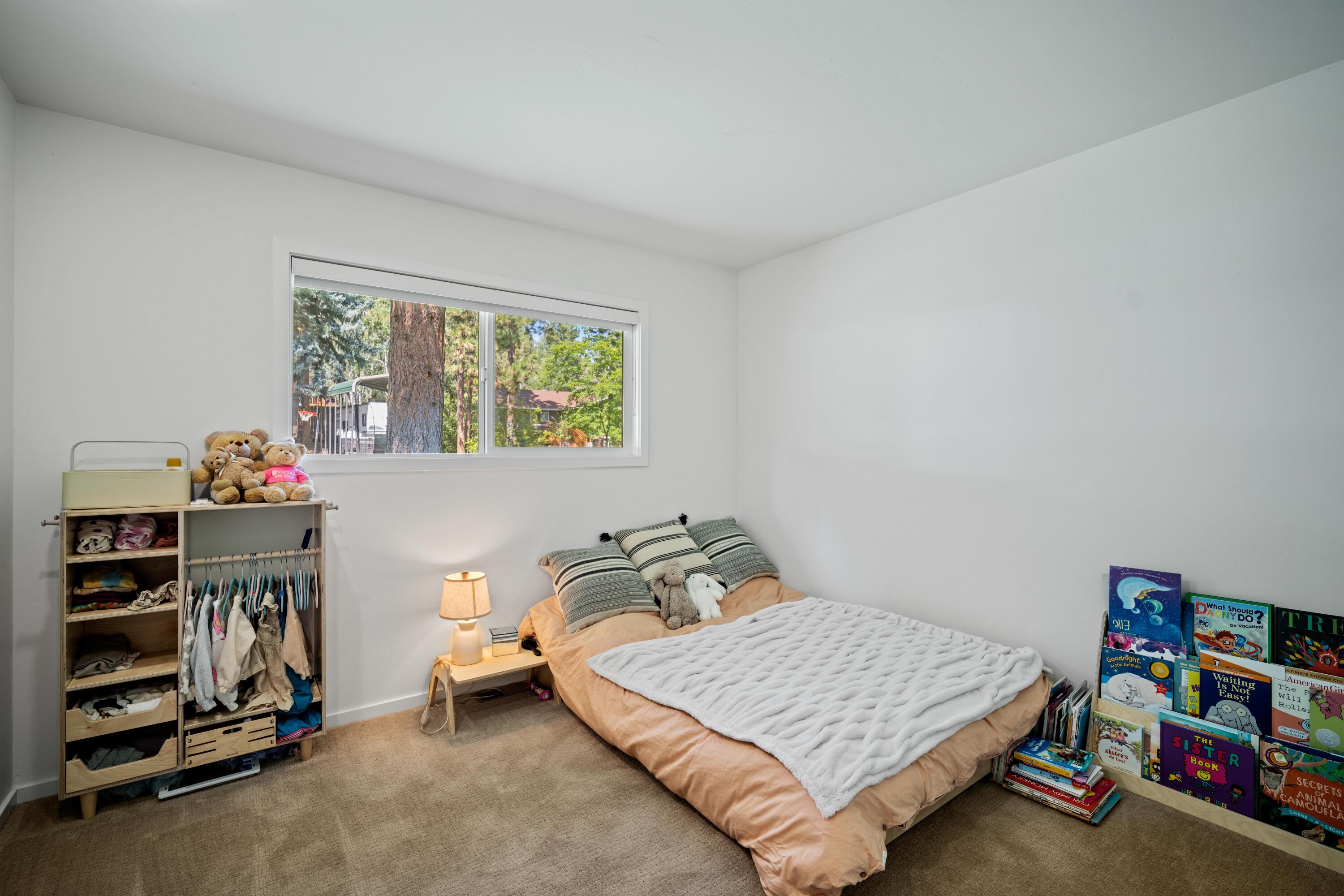 Pine West - Residential