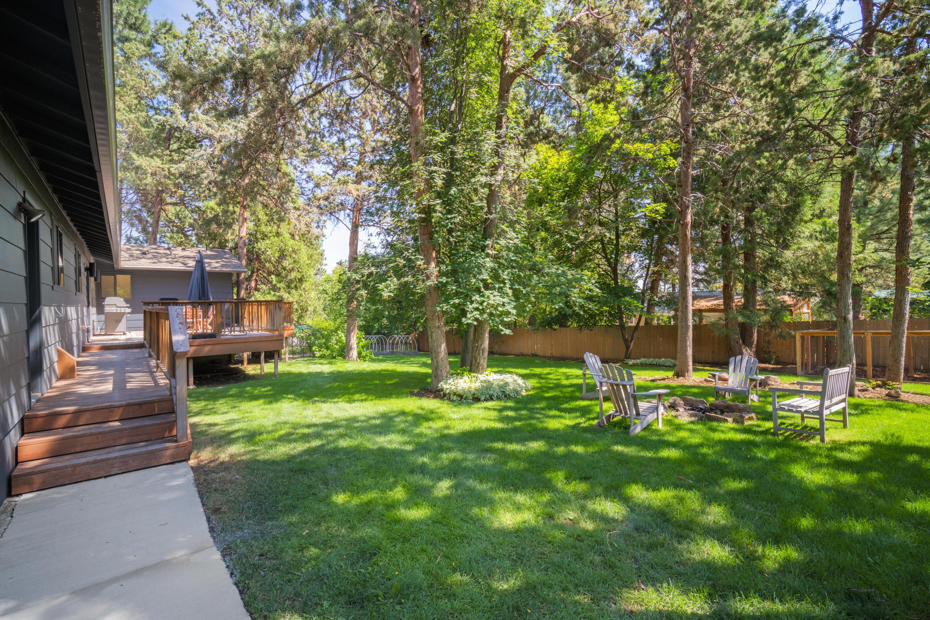 Pine West - Residential