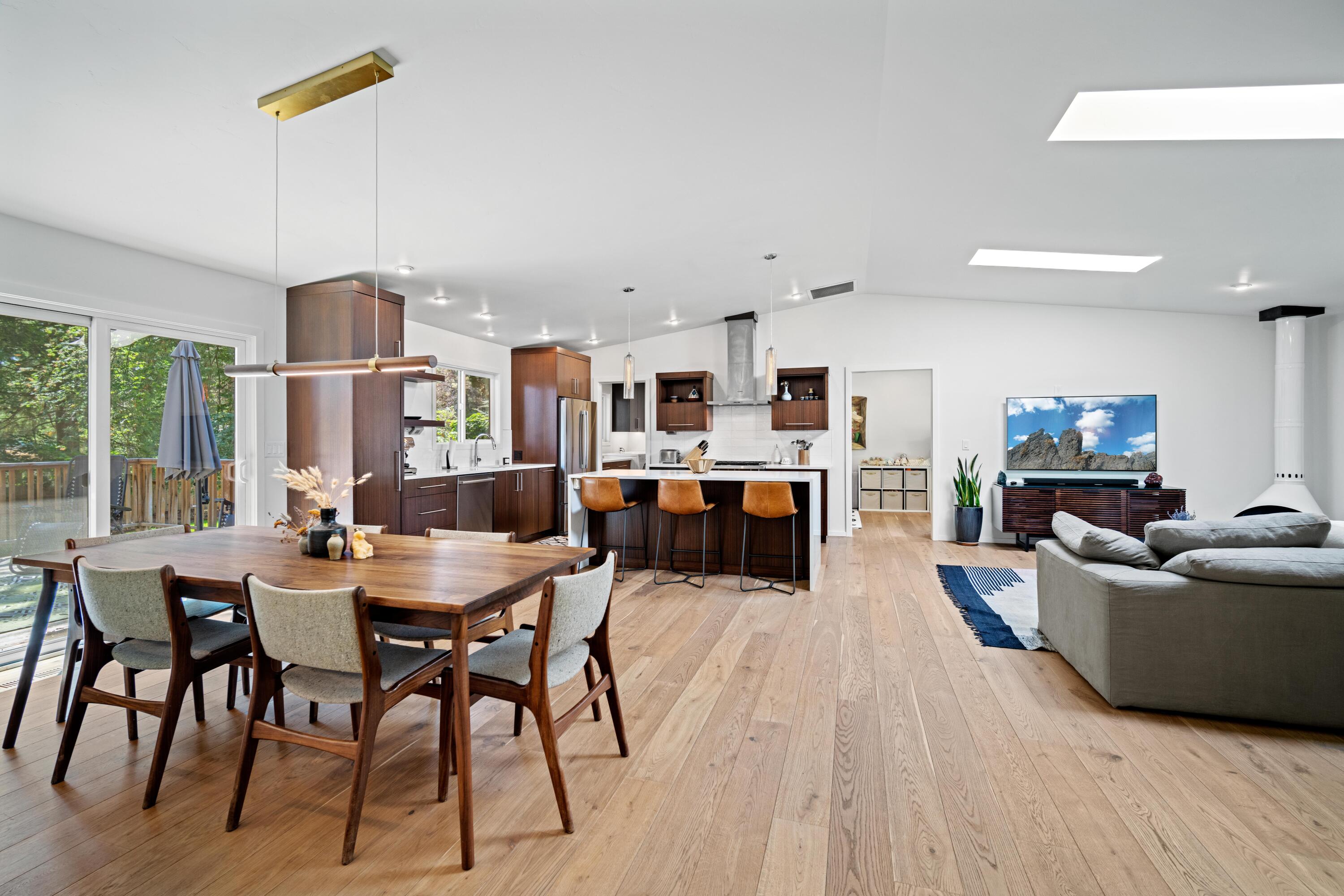 Pine West - Residential