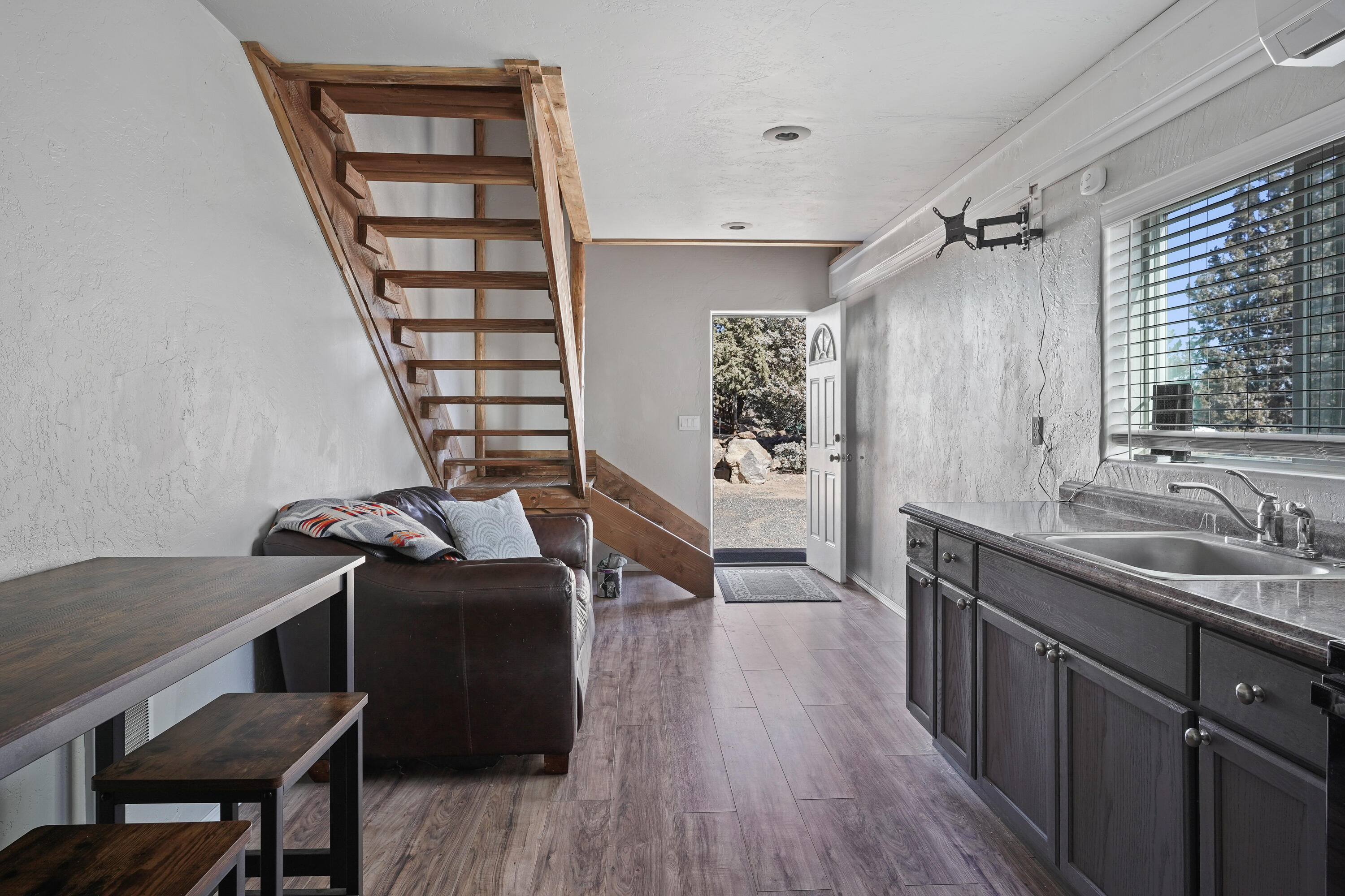 Whispering Pines - Residential