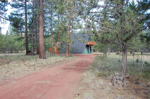 Tiny photo for 69307 Scabbard, Sisters, OR 97759 (MLS # 220219264)