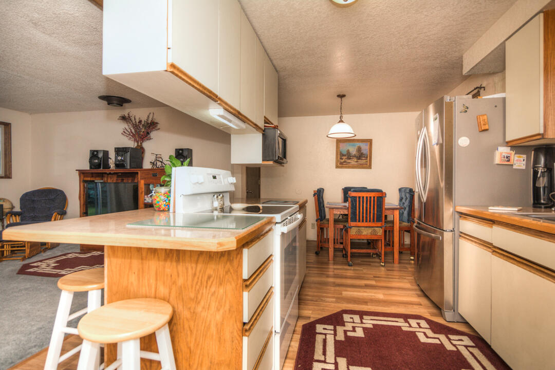 Hunters Circle - Residential