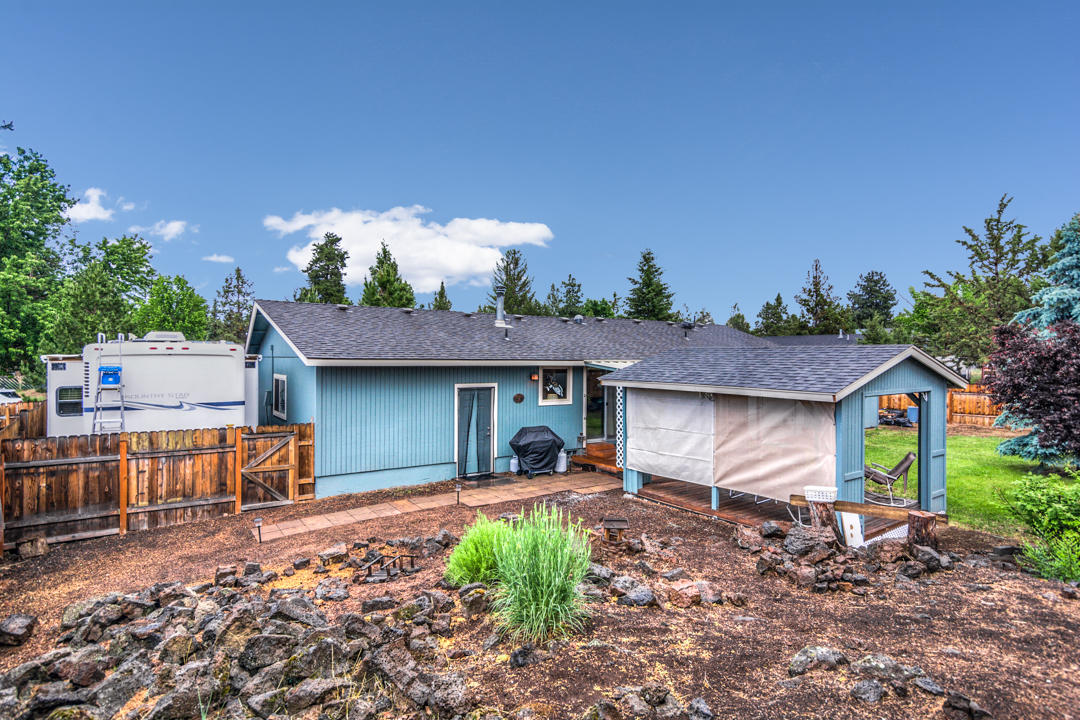 Hunters Circle - Residential