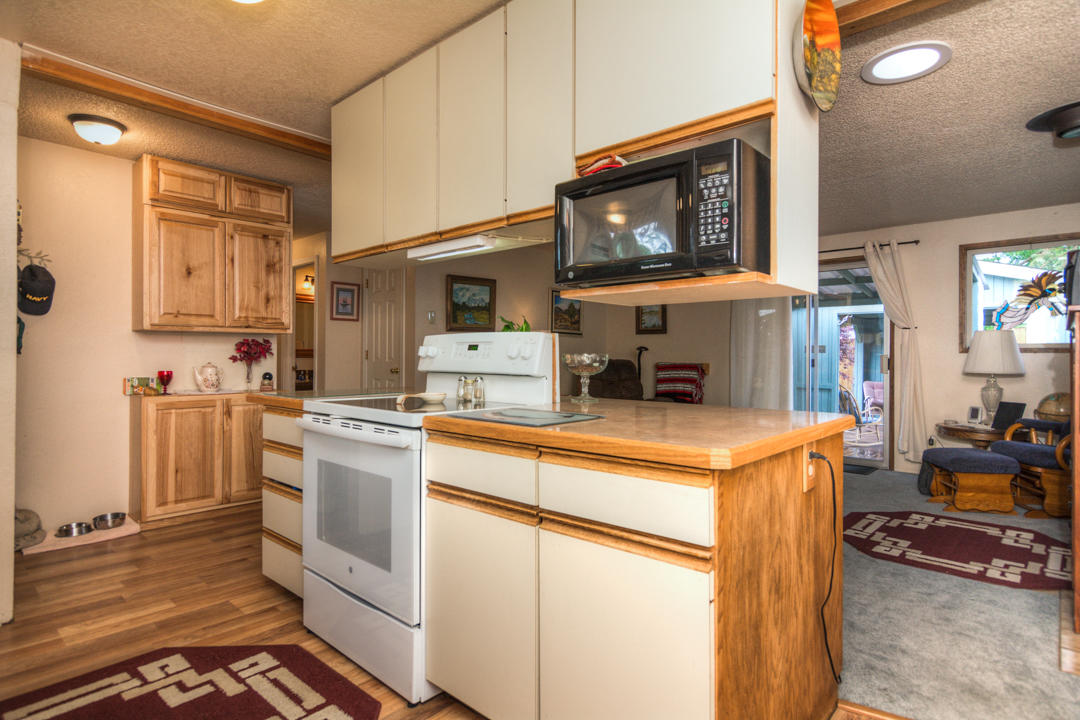 Hunters Circle - Residential