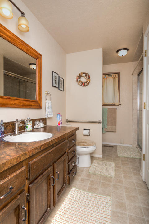 Hunters Circle - Residential