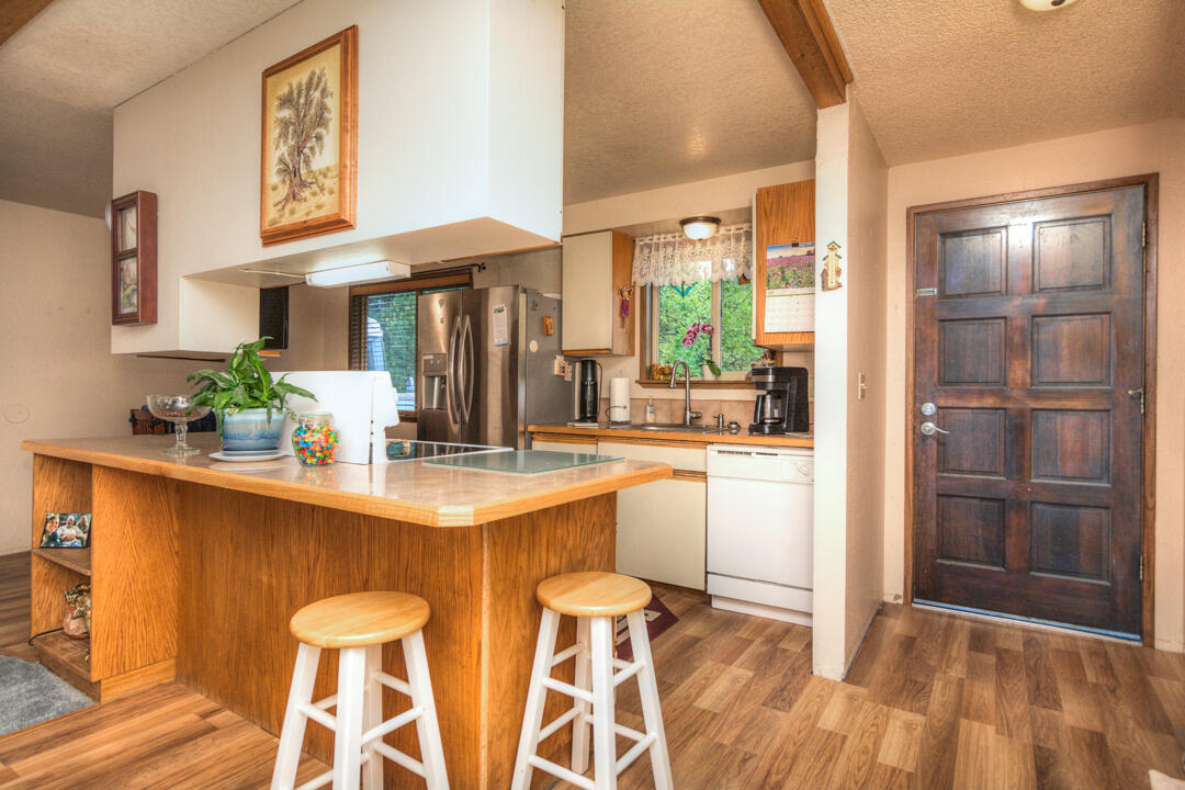 Hunters Circle - Residential