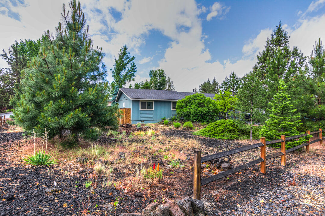 Hunters Circle - Residential