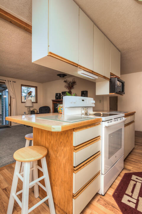 Hunters Circle - Residential