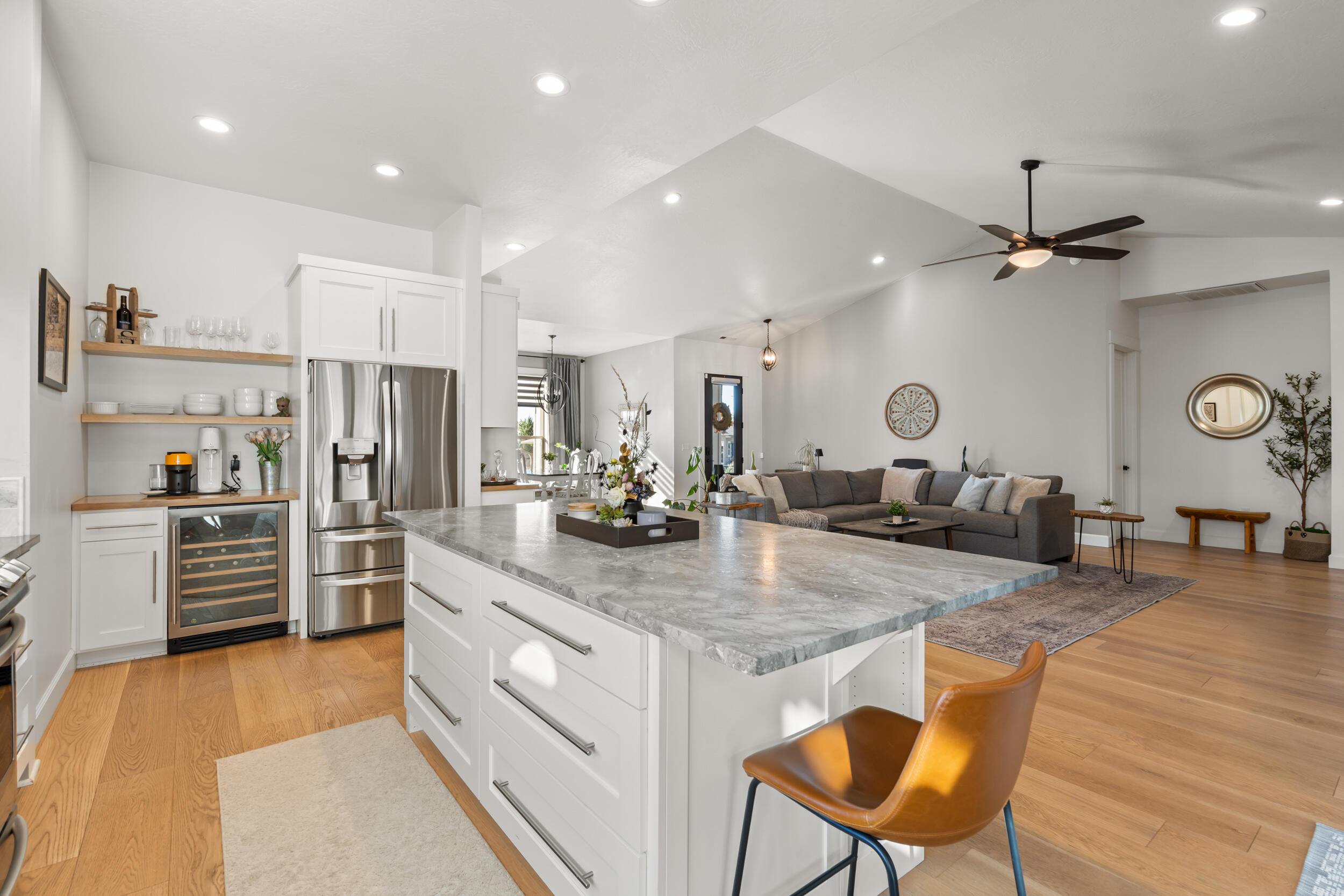 Bella Vista Heights Phases 1 & 2 - Residential