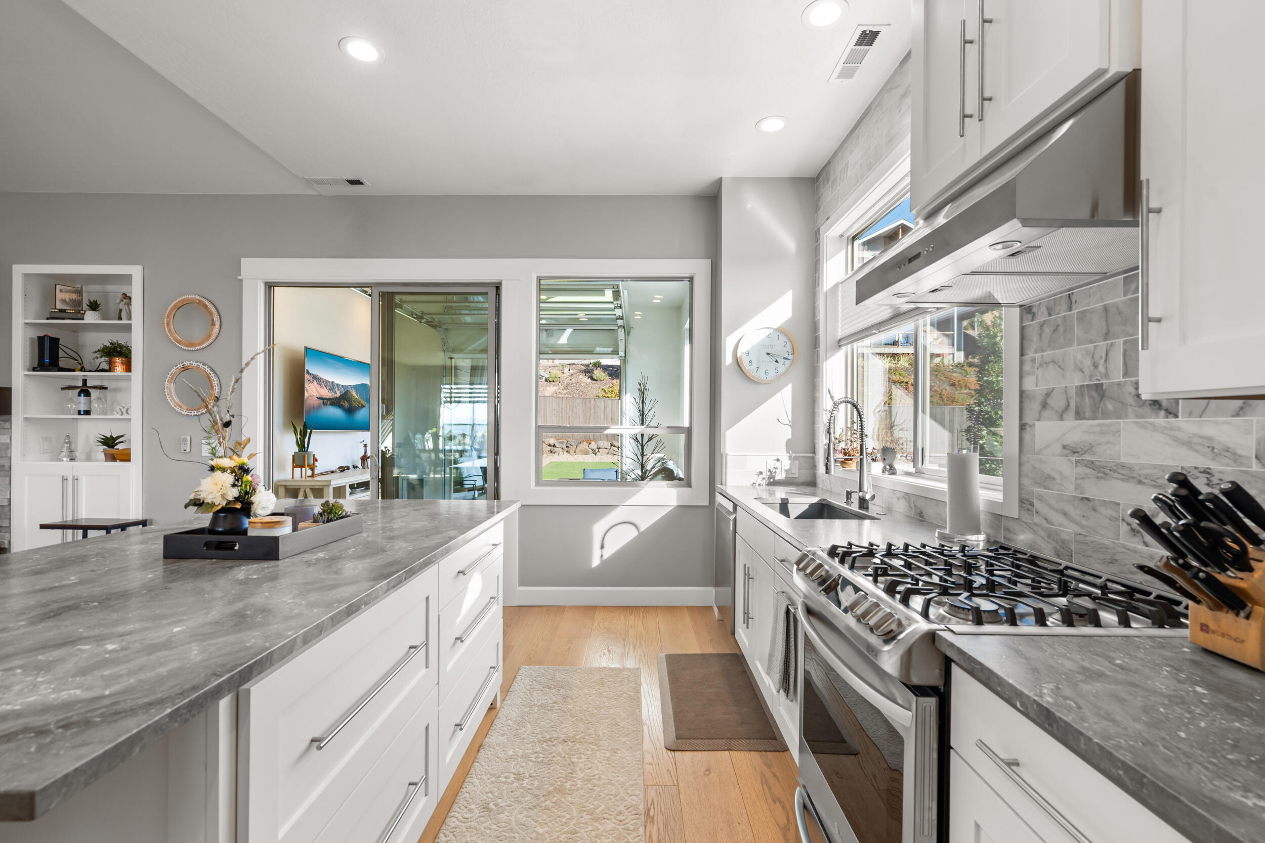 Bella Vista Heights Phases 1 & 2 - Residential