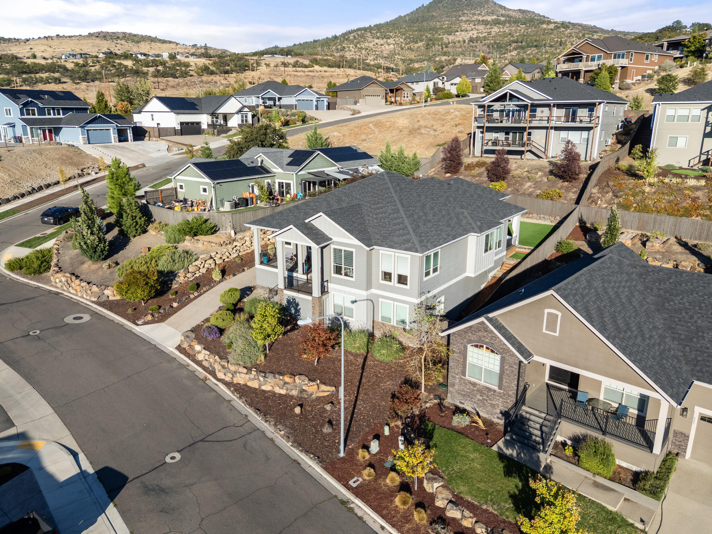 Bella Vista Heights Phases 1 & 2 - Residential