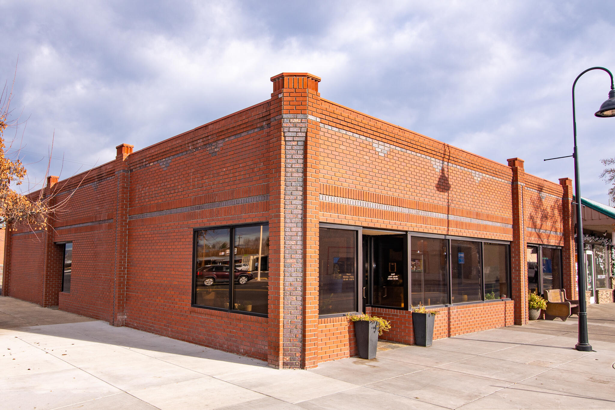 Monroe Hodges - Commercial Sale