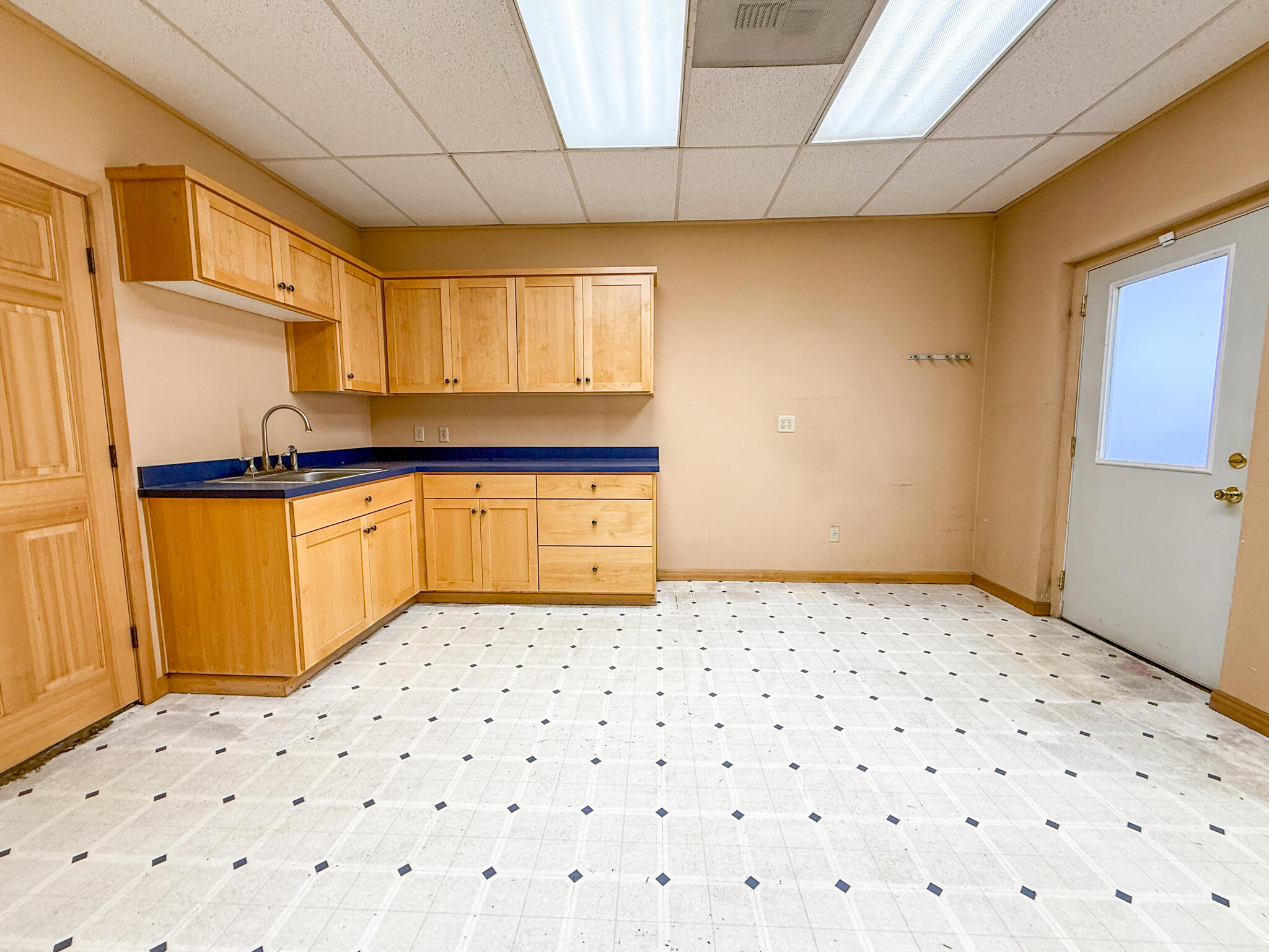 Monroe Hodges - Commercial Sale