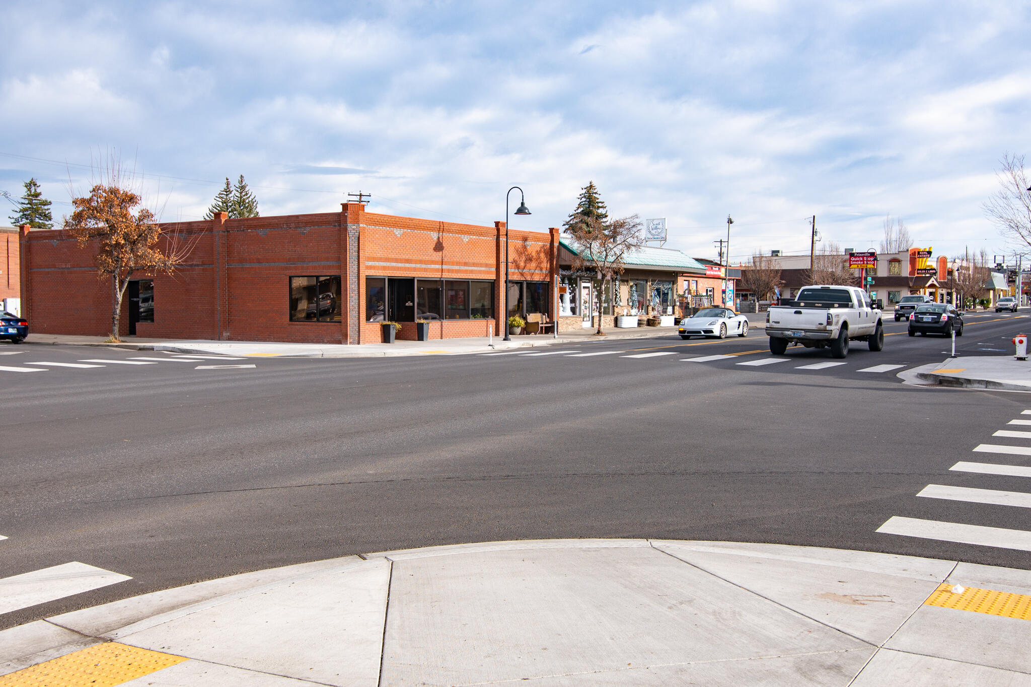 Monroe Hodges - Commercial Sale