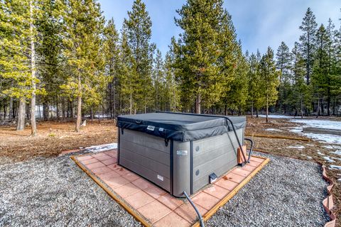 Tiny photo for 53772 2nd Street, La Pine, OR 97739 (MLS # 220214101)