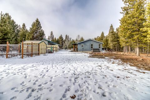 Tiny photo for 53772 2nd Street, La Pine, OR 97739 (MLS # 220214101)