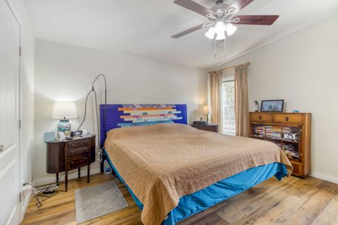 Tiny photo for 53772 2nd Street, La Pine, OR 97739 (MLS # 220214101)