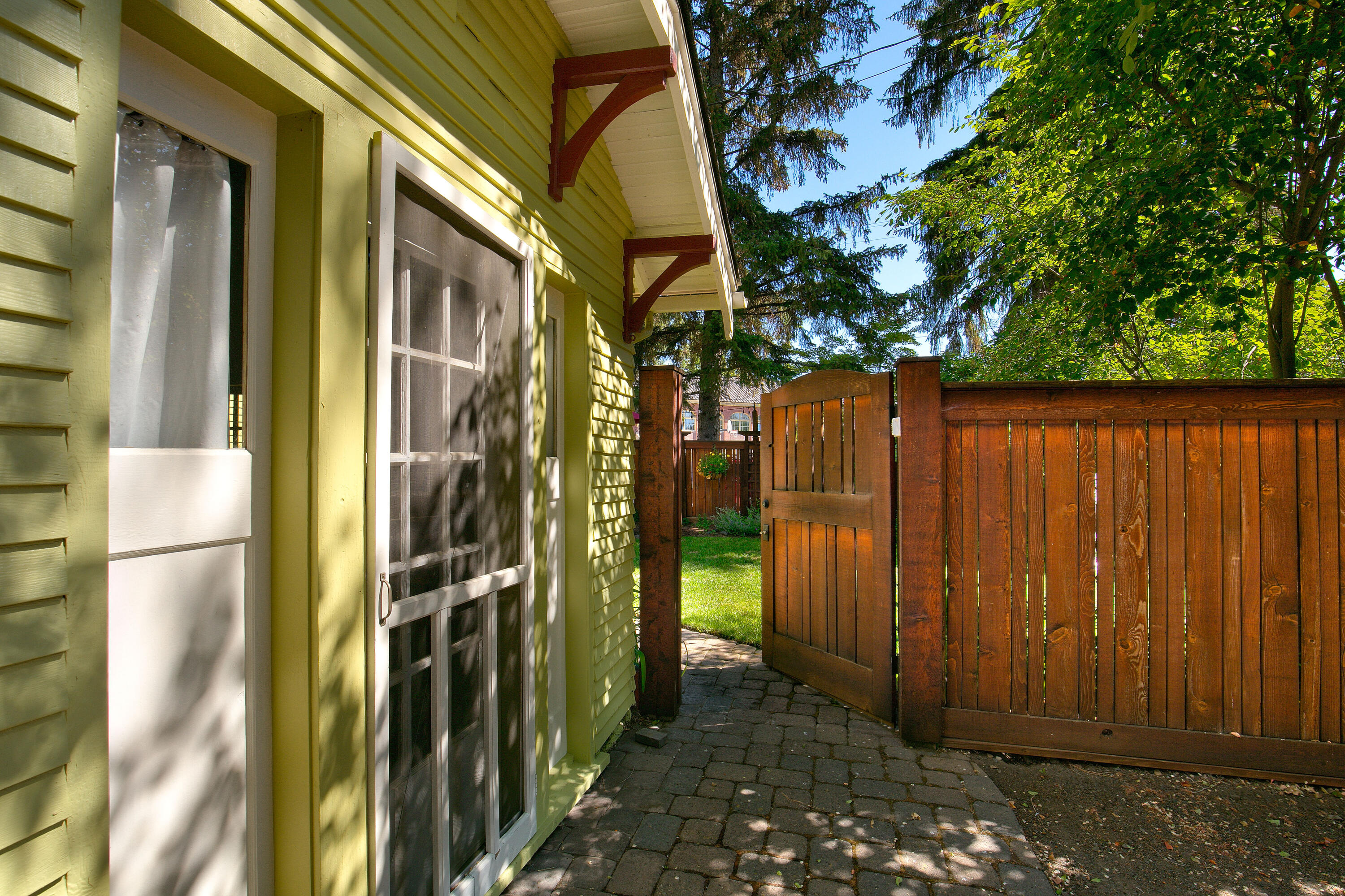 Boulevard - Residential