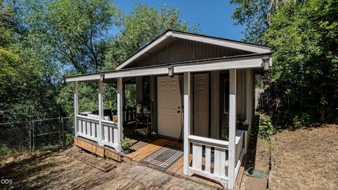 Tiny photo for 5247 Dobrot Way, Central Point, OR 97502 (MLS # 220222931)
