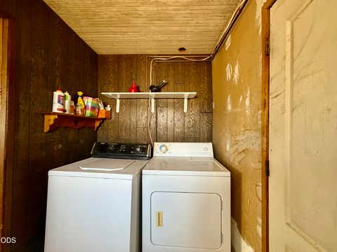Tiny photo for 3526 Altamont Drive, Klamath Falls, OR 97603 (MLS # 220227105)
